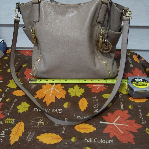 Michael Kors Gray Leather Shoulder Bag - Picture 6 of 16